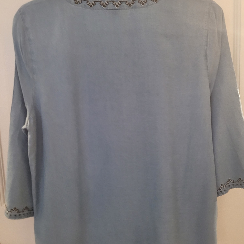 J Jill Embroidered denim Blue Women's Top - Picture 4 of 6